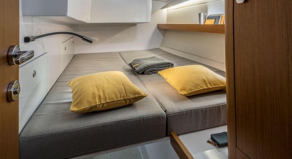 Beneteau FIRST-36 image