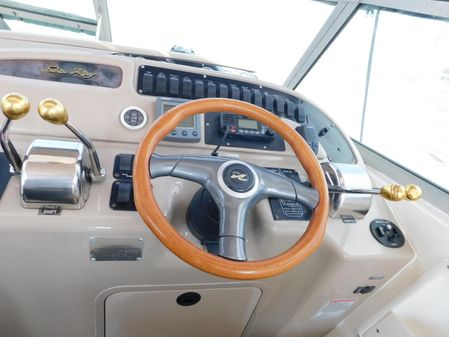 Sea Ray Sundancer image