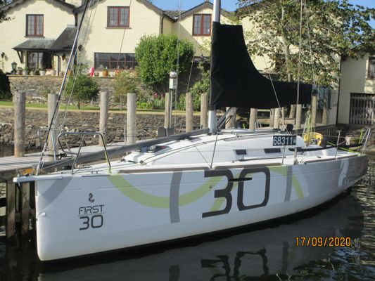 Beneteau First 30 - main image