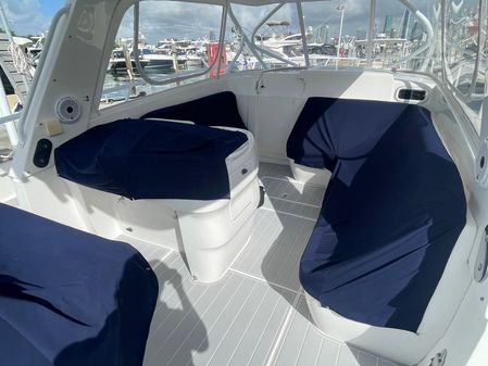 Intrepid 390 Sport Yacht image