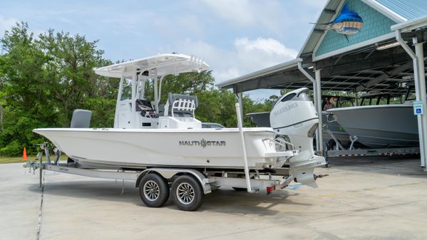 NauticStar 274 Bay image