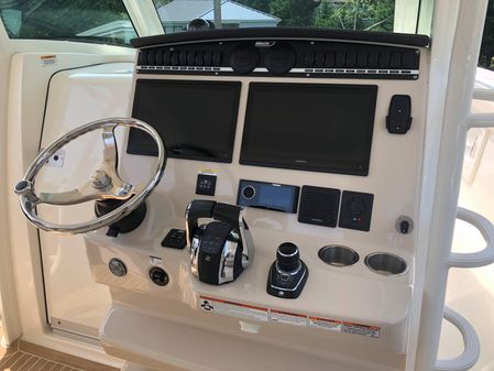 Boston Whaler 380 Outrage image