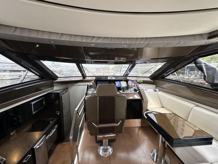 Marquis 630 Sport Yacht image