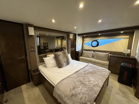 Marquis 630 Sport Yacht image