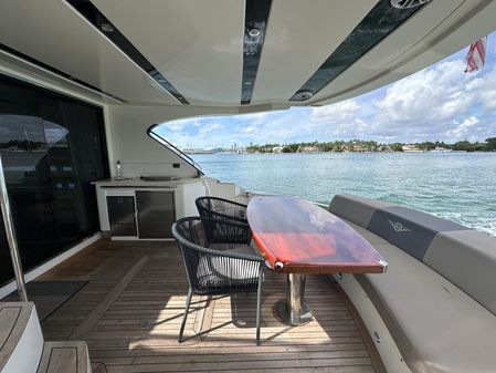 Marquis 630 Sport Yacht image