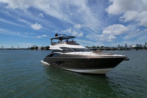 Marquis 630 Sport Yacht image