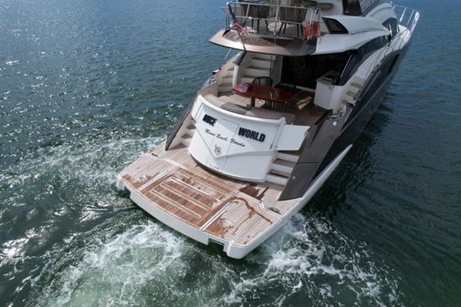 Marquis 630 Sport Yacht image