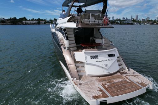 Marquis 630 Sport Yacht image