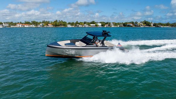 Vanquish Yachts VQ40
