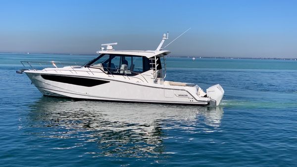 Boston Whaler 405 Conquest