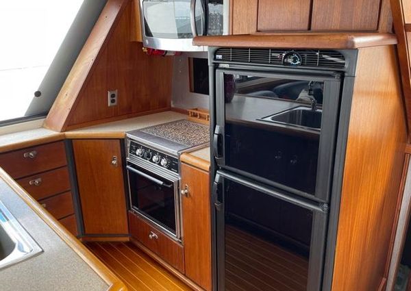 Bayliner 4550-PILOTHOUSE-WITH-THRUSTER image