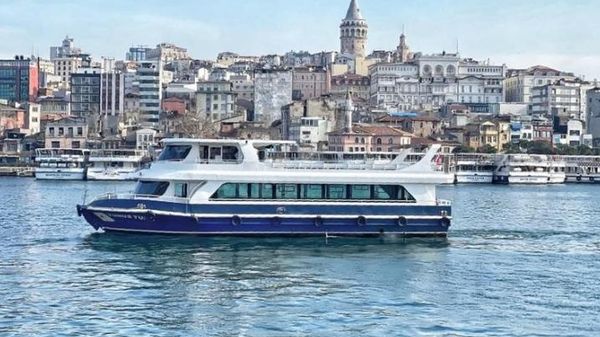 Custom Dinner Cruiser 