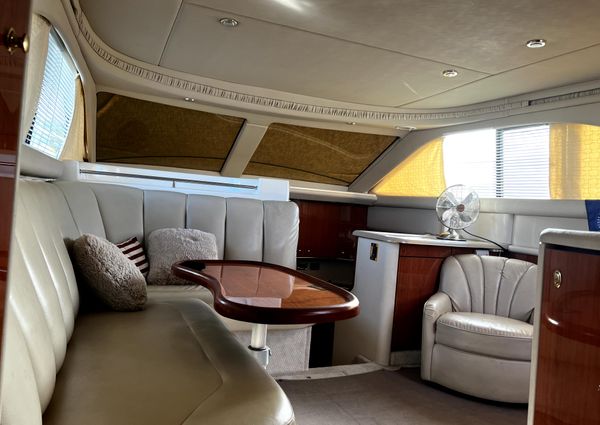 Sea-ray 370-AFT-CABIN image