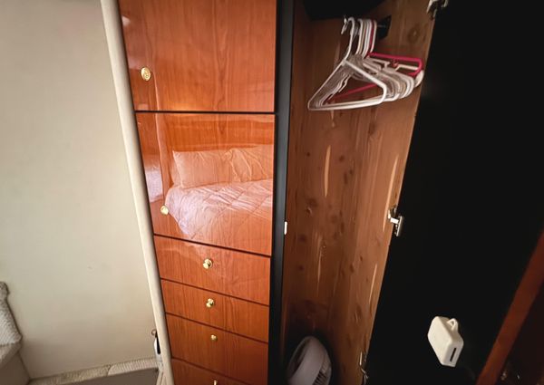 Sea-ray 370-AFT-CABIN image