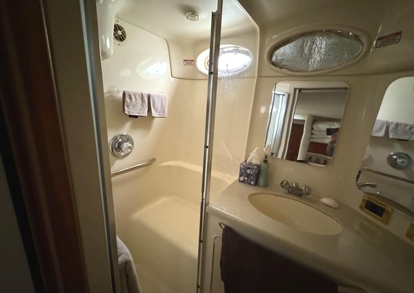 Sea-ray 370-AFT-CABIN image