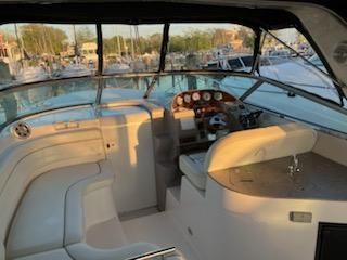 Rinker Fiesta Vee 312 image