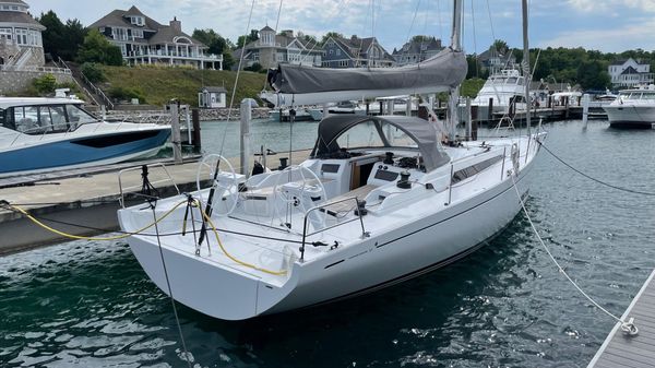 Grand Soleil 44