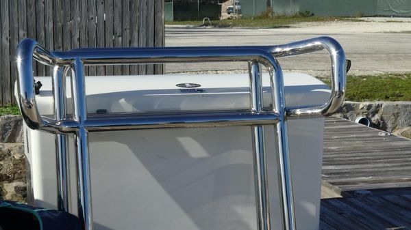Riviera 6000 PLATINUM SPORT YACHT image