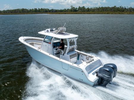 Sportsman Open 302 Center Console image