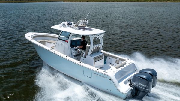 Sportsman Open 302 Center Console