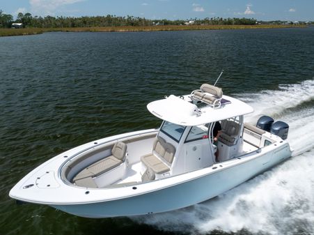 Sportsman Open 302 Center Console image