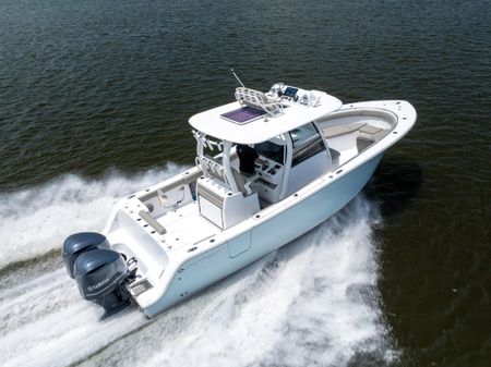 Sportsman Open 302 Center Console image