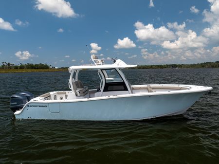 Sportsman Open 302 Center Console image