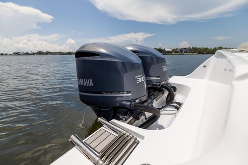 Sportsman Open 302 Center Console image