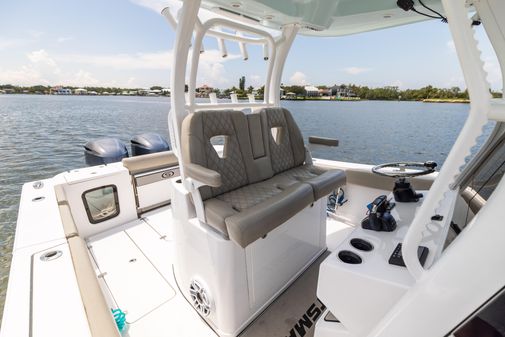 Sportsman Open 302 Center Console image