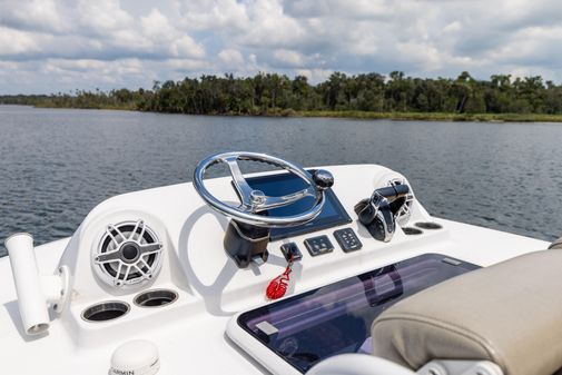 Sportsman Open 302 Center Console image