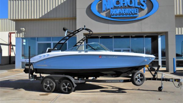 Chaparral 21 Surf