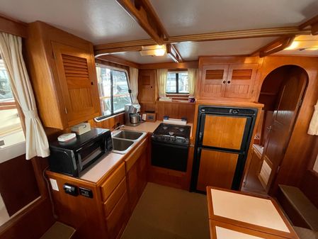 Monk 36 Double Cabin image