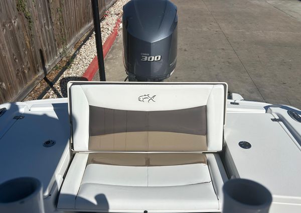 Crevalle 25 Bay image