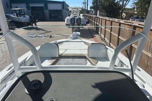 Crevalle 25 Bay image