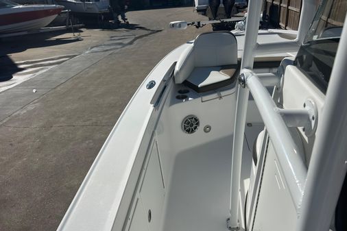 Crevalle 25 Bay image