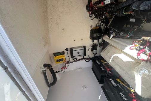 Crevalle 25 Bay image