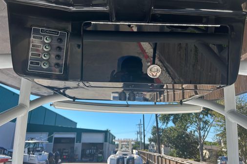 Crevalle 25 Bay image