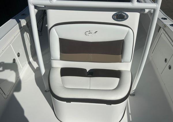 Crevalle 25 Bay image