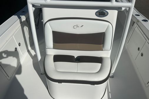 Crevalle 25 Bay image