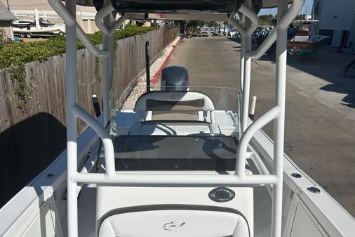 Crevalle 25 Bay image