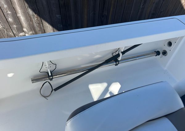 Crevalle 25 Bay image