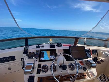 Mainship 400 Trawler image