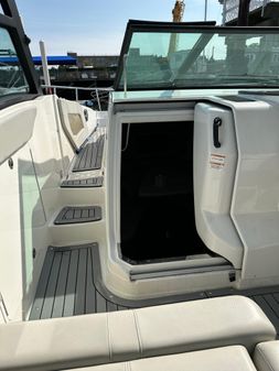 Sea Ray Sundancer 320 image