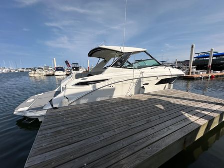 Sea Ray Sundancer 320 image