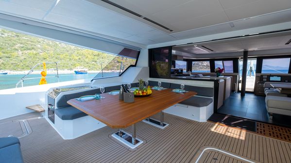 Fountaine Pajot Catamaran Alegria 67 image