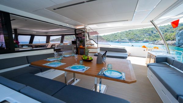 Fountaine Pajot Catamaran Alegria 67 image