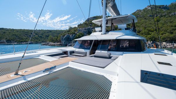 Fountaine Pajot Catamaran Alegria 67 image