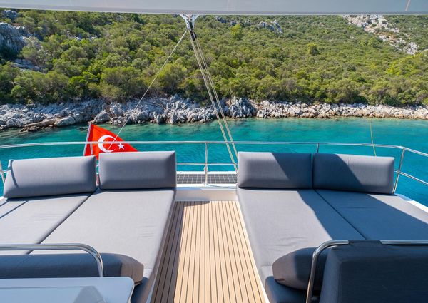 Fountaine Pajot Catamaran Alegria 67 image