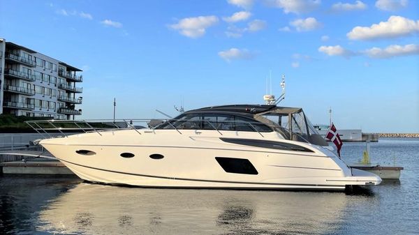 Princess V48 Open