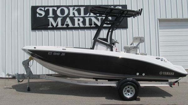 Yamaha Boats 195 FSH Sport 
